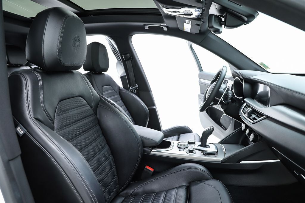2023 Alfa Romeo Stelvio Veloce