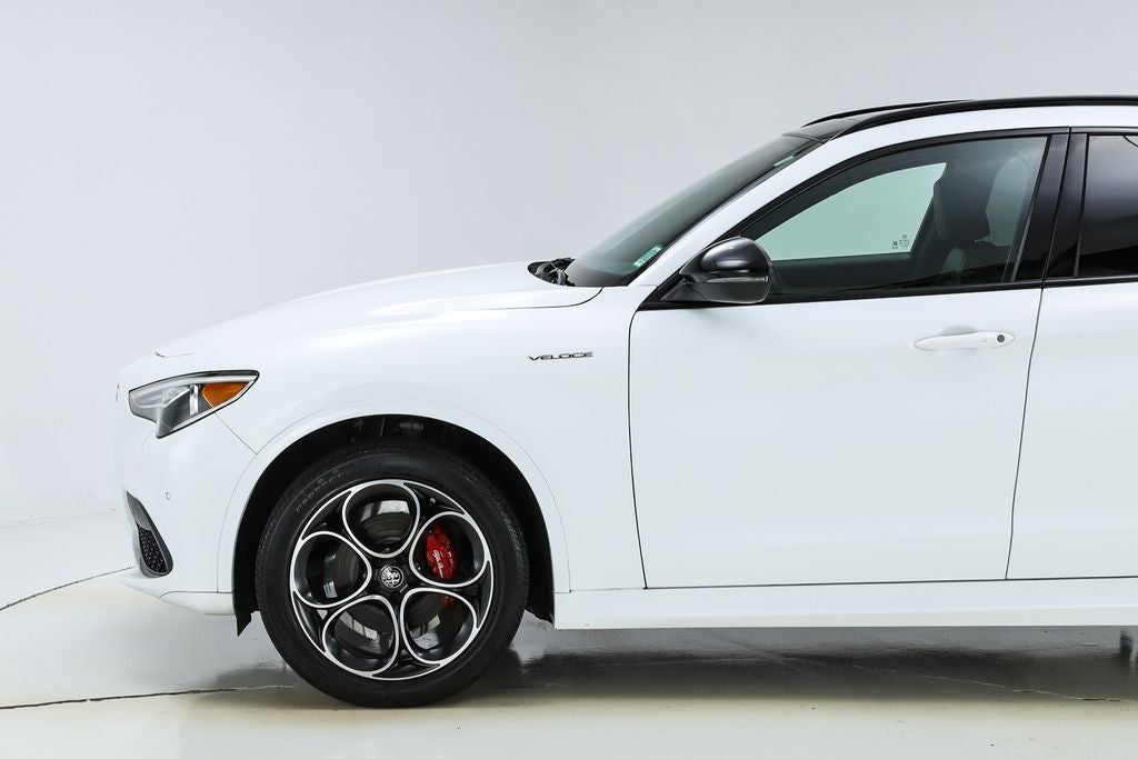 2023 Alfa Romeo Stelvio Veloce