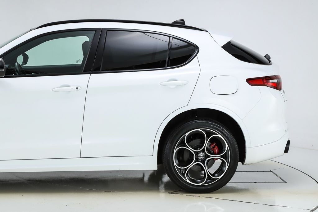 2023 Alfa Romeo Stelvio Veloce