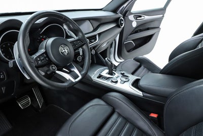 2023 Alfa Romeo Stelvio Veloce
