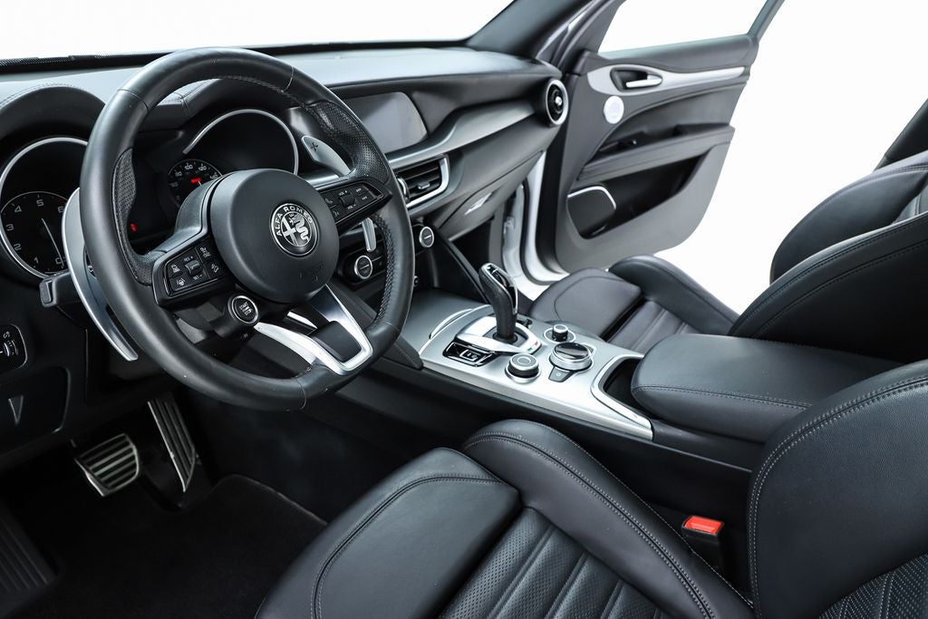 2023 Alfa Romeo Stelvio Veloce