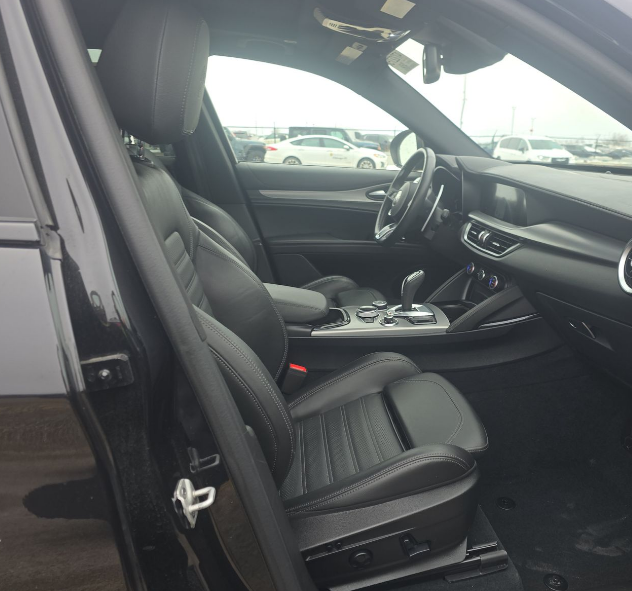 2024 Alfa Romeo Stelvio Veloce