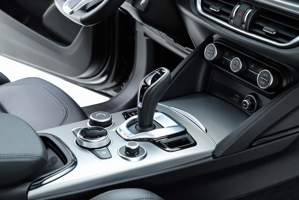 2024 Alfa Romeo Stelvio Veloce