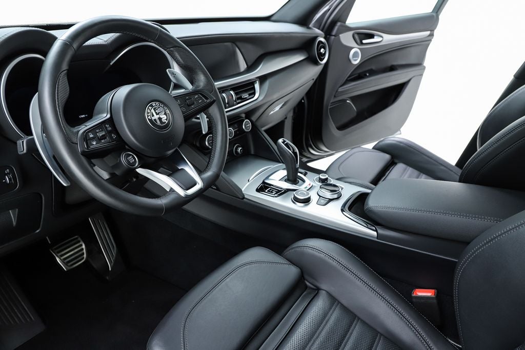 2024 Alfa Romeo Stelvio Veloce