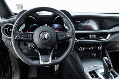 2024 Alfa Romeo Stelvio Veloce