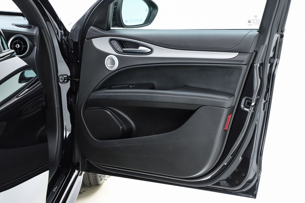 2024 Alfa Romeo Stelvio Veloce