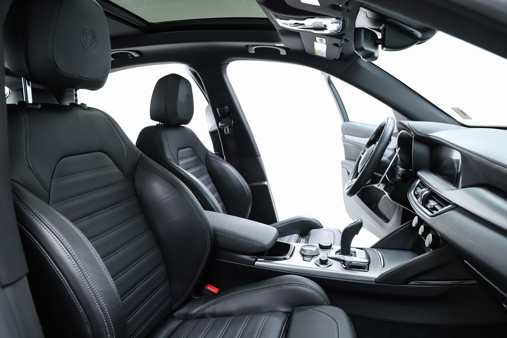 2024 Alfa Romeo Stelvio Veloce