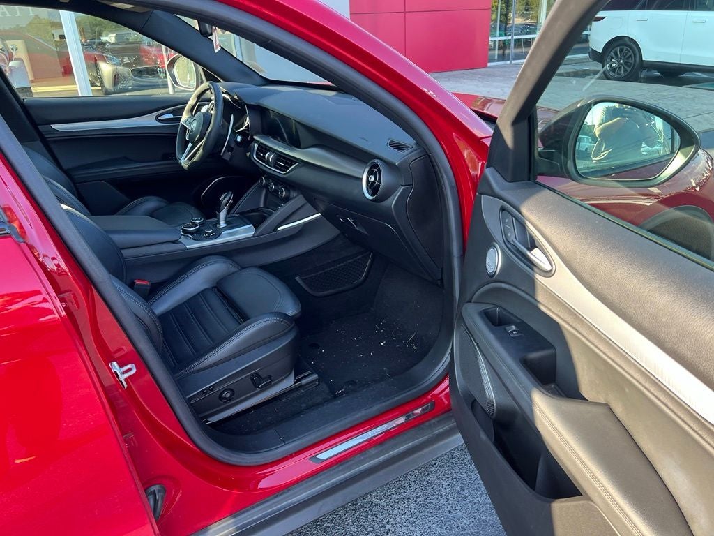2019 Alfa Romeo Stelvio Ti Sport
