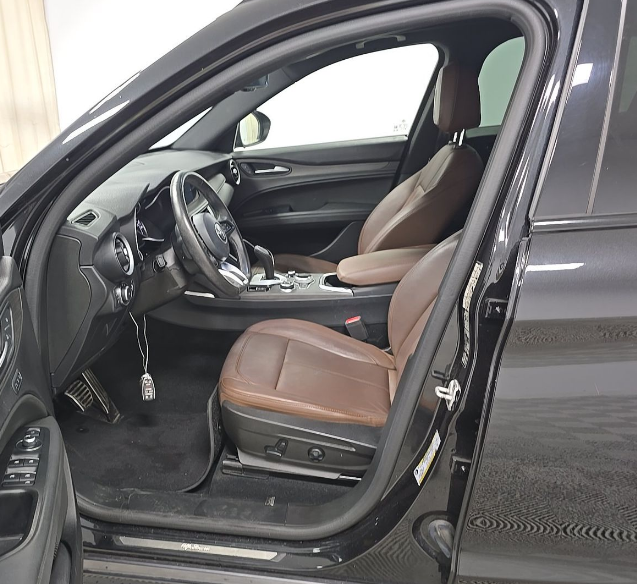 2023 Alfa Romeo Stelvio Ti