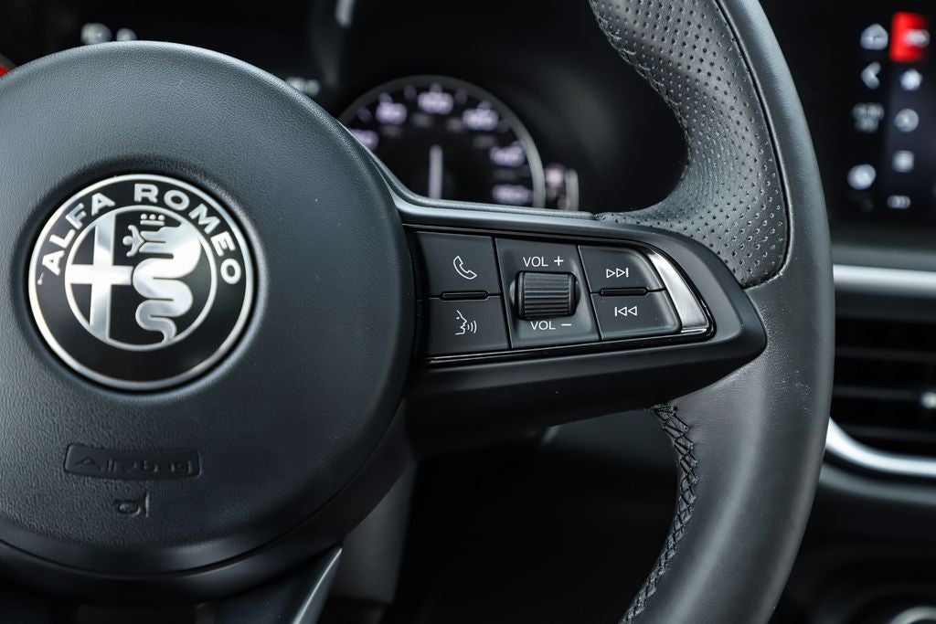 2023 Alfa Romeo Stelvio Ti