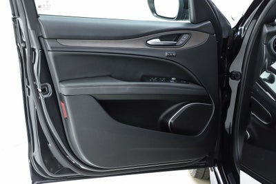 2023 Alfa Romeo Stelvio Ti