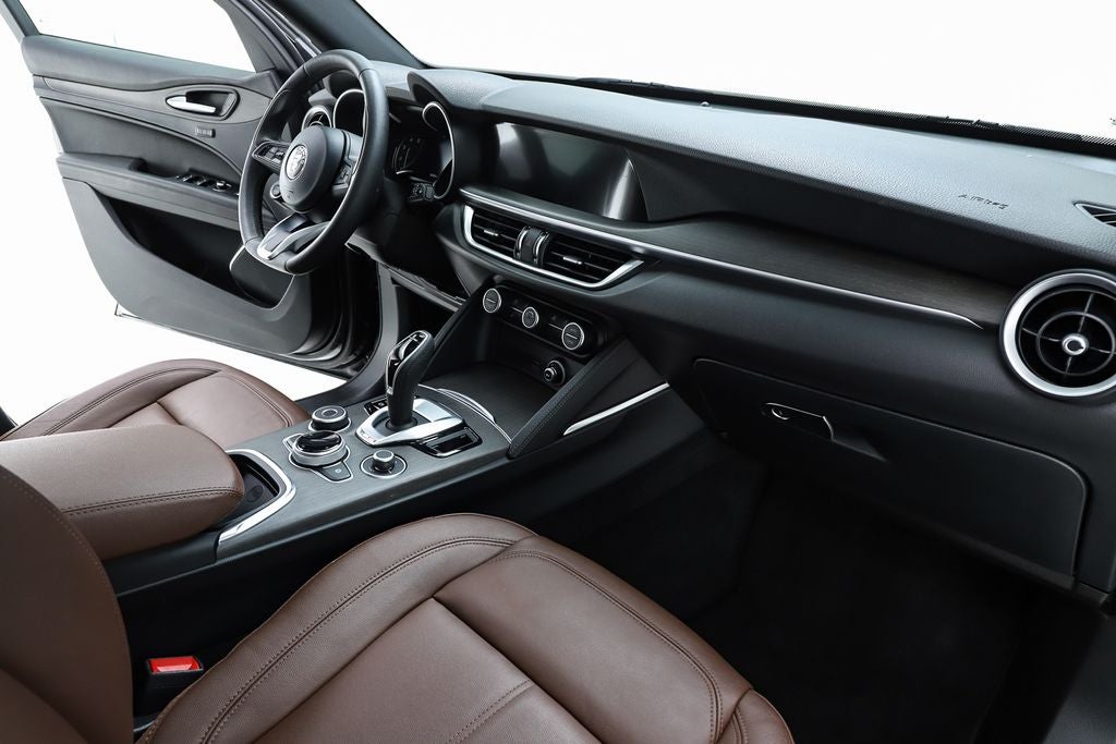 2023 Alfa Romeo Stelvio Ti
