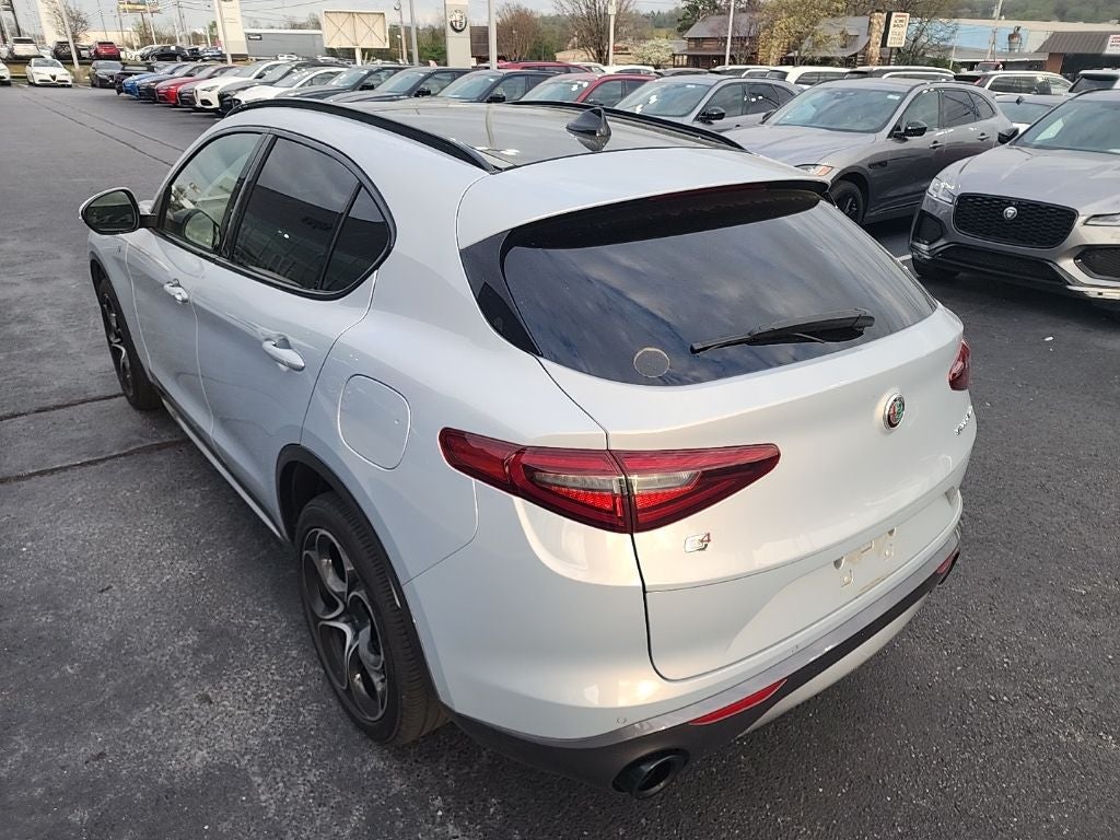 2023 Alfa Romeo Stelvio Ti
