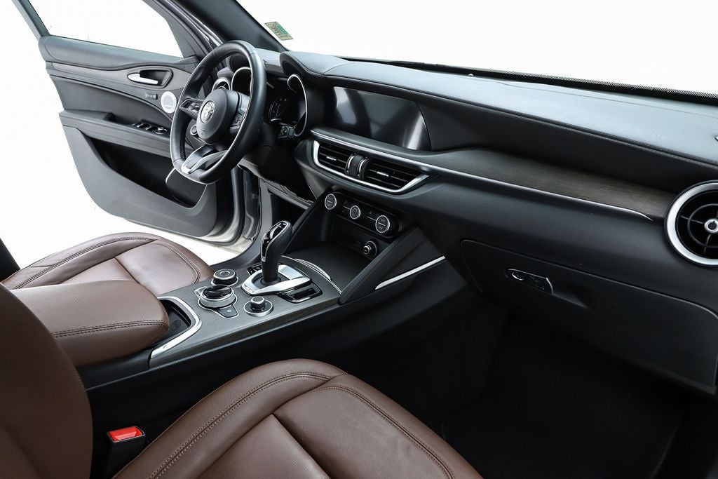 2023 Alfa Romeo Stelvio Ti