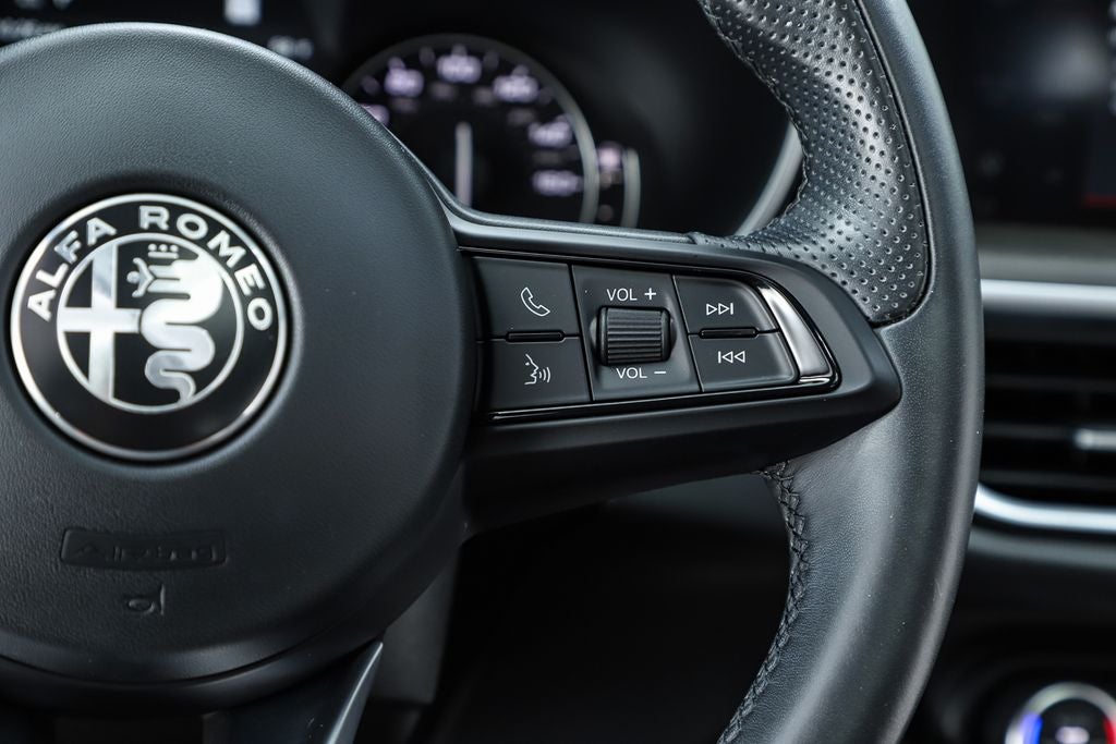 2023 Alfa Romeo Stelvio Ti