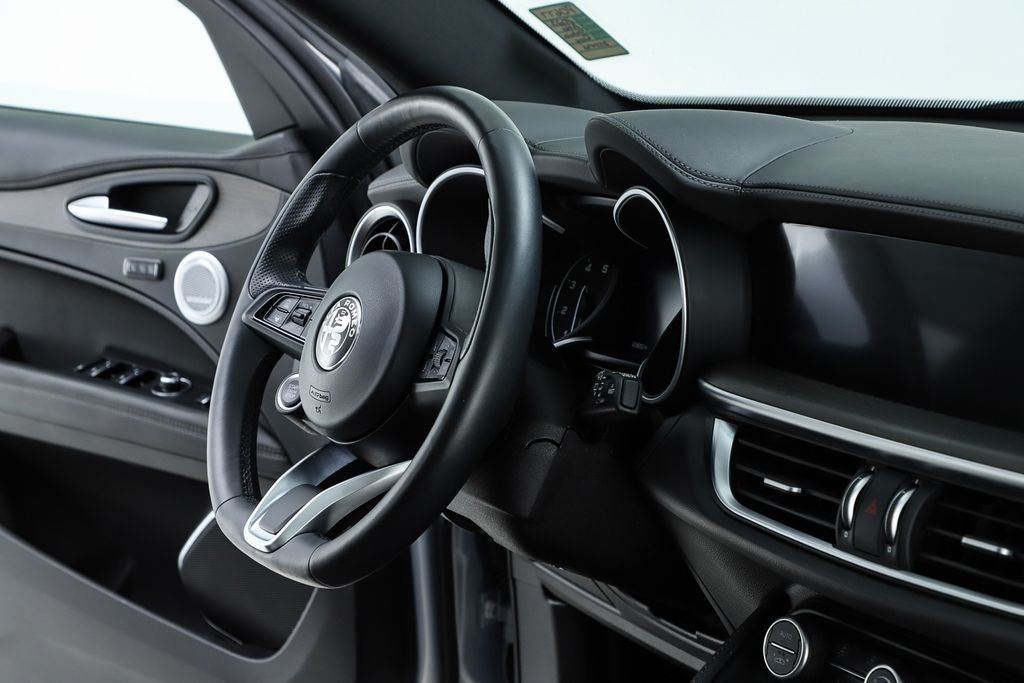 2023 Alfa Romeo Stelvio Ti
