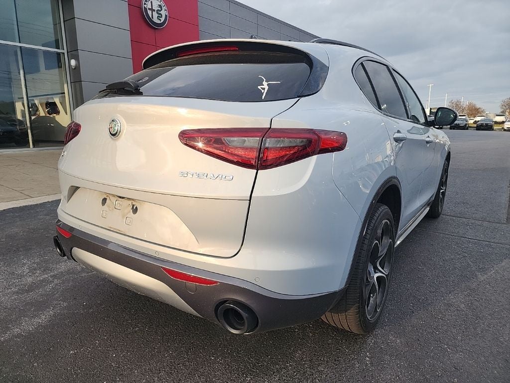 2023 Alfa Romeo Stelvio Ti