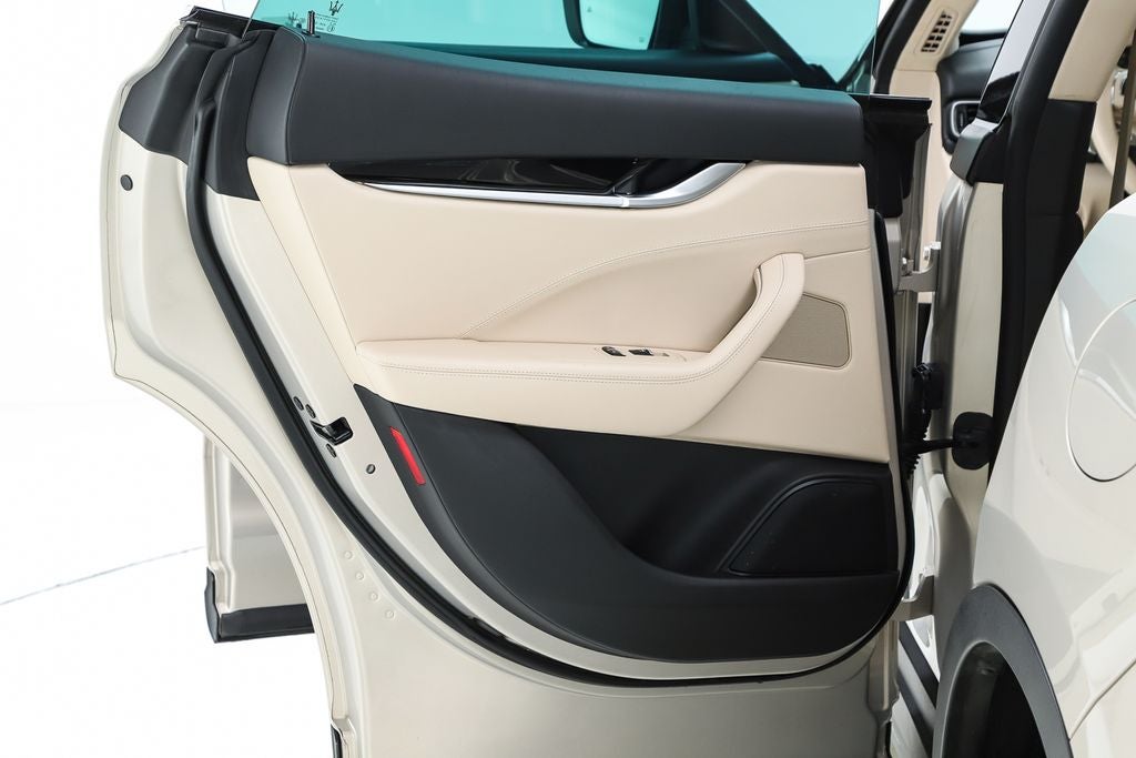 2017 Maserati Levante 