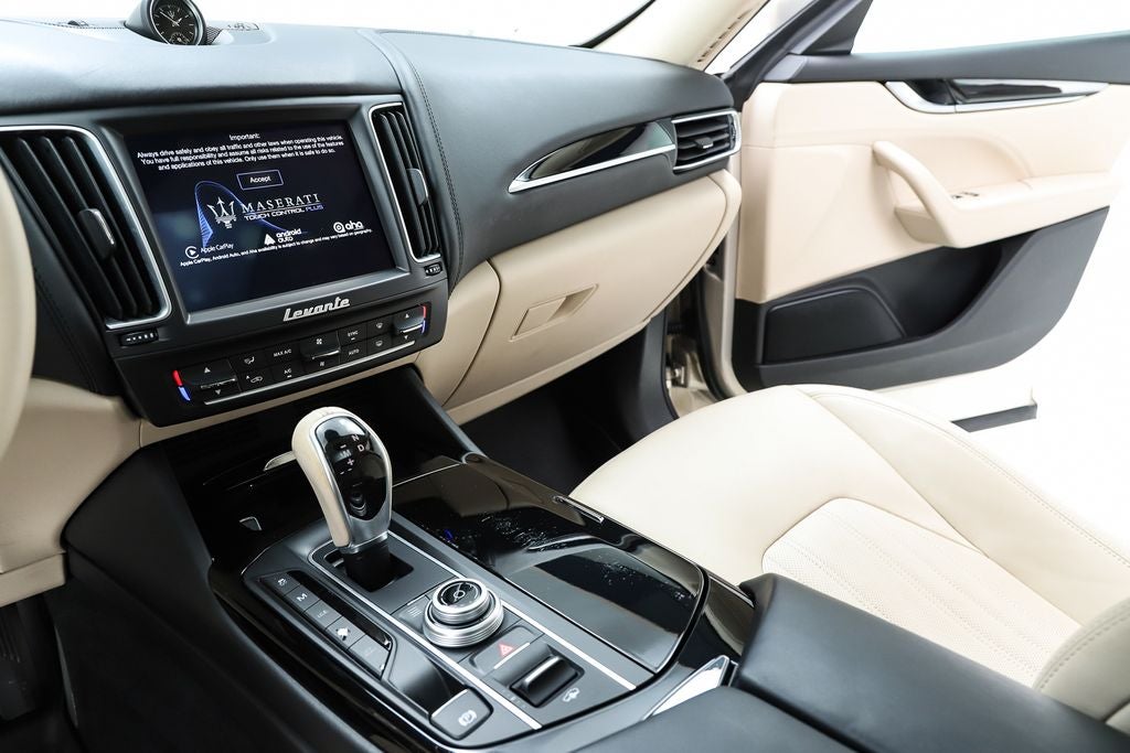 2017 Maserati Levante 