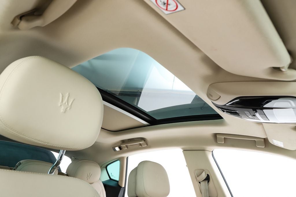 2017 Maserati Levante 