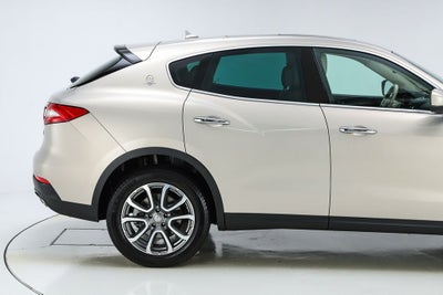 2017 Maserati Levante 