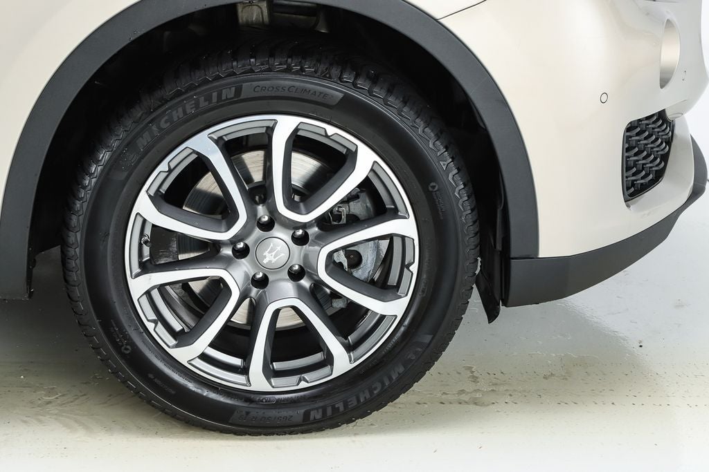 2017 Maserati Levante 