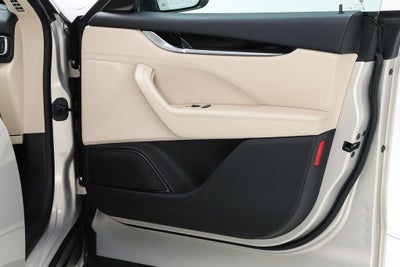 2017 Maserati Levante 