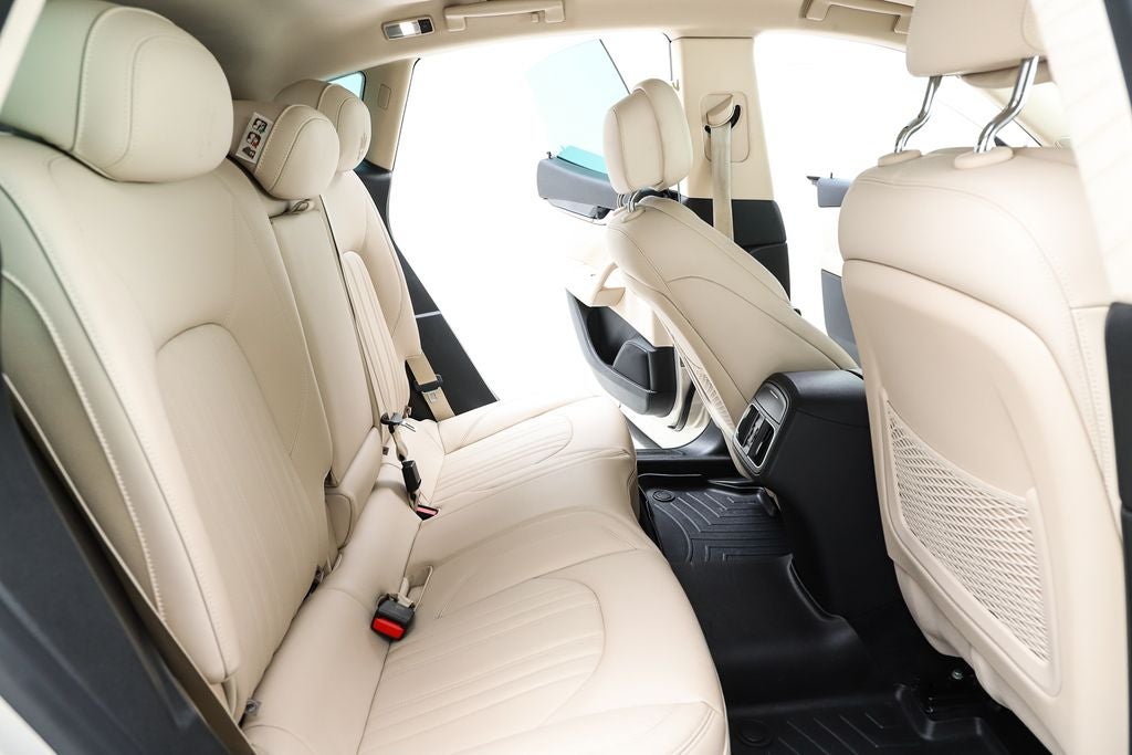 2017 Maserati Levante 