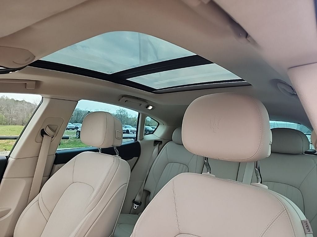 2022 Maserati Levante Modena