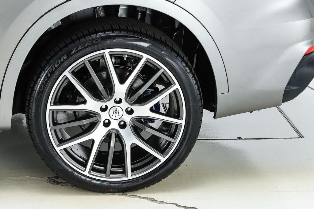2022 Maserati Levante Modena