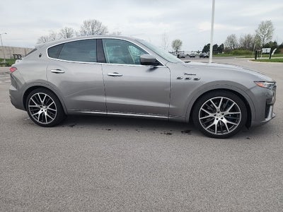 2022 Maserati Levante Modena