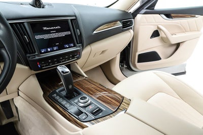 2022 Maserati Levante Modena