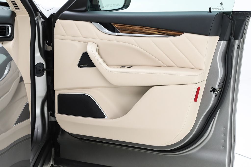 2022 Maserati Levante Modena