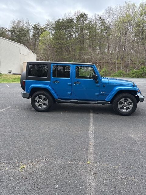 2016 Jeep Wrangler Unlimited Sahara