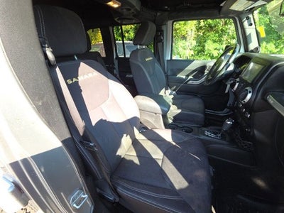 2013 Jeep Wrangler Unlimited Sahara