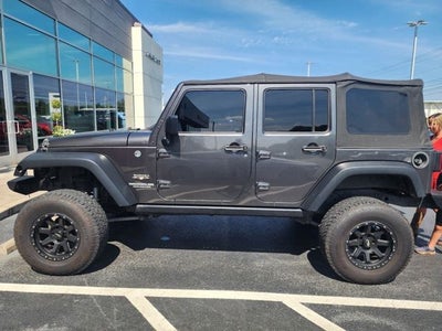 2016 Jeep Wrangler Unlimited Sahara