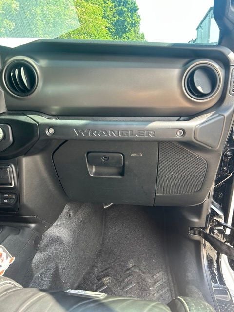 2021 Jeep Wrangler Sport