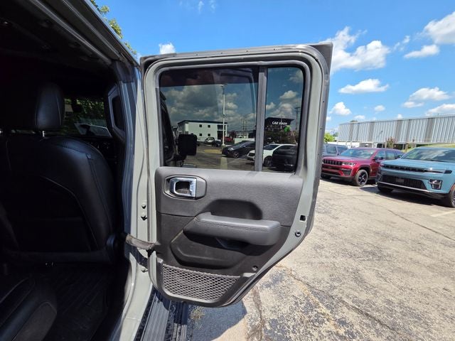 2022 Jeep Wrangler Unlimited Sahara Altitude