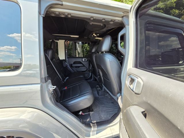 2022 Jeep Wrangler Unlimited Sahara Altitude