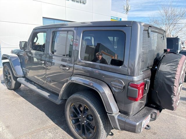 2020 Jeep Wrangler Unlimited Sahara High Altitude
