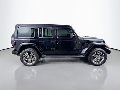 2022 Jeep Wrangler Unlimited Sahara High Altitude 4xe