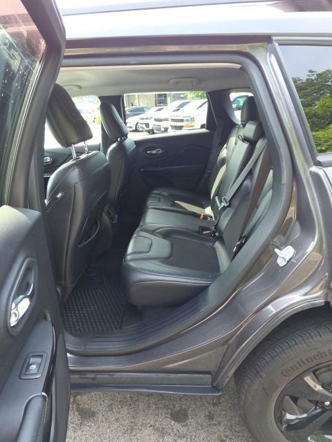 2020 Jeep Cherokee Altitude