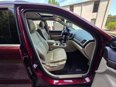 2017 Jeep Grand Cherokee Laredo