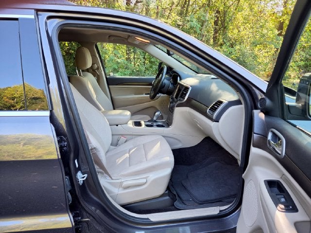 2018 Jeep Grand Cherokee Laredo E