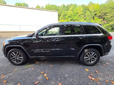 2019 Jeep Grand Cherokee Laredo E