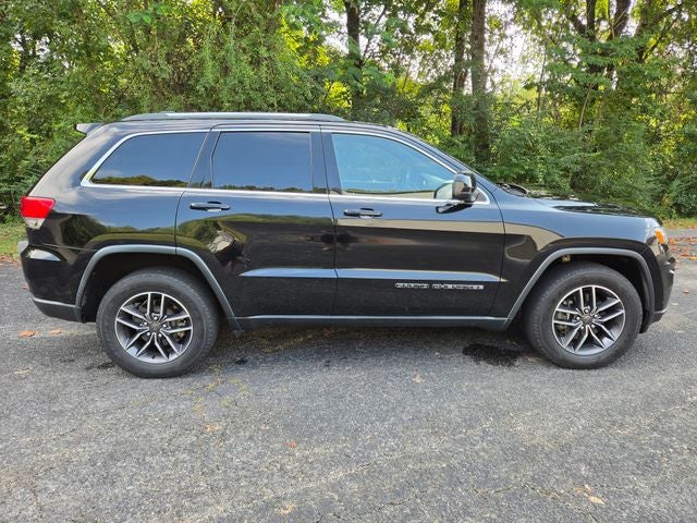 2019 Jeep Grand Cherokee Laredo E