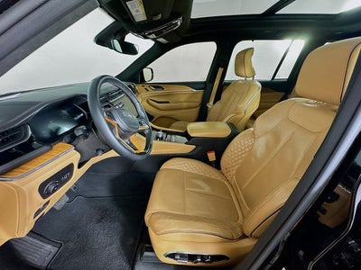 2023 Jeep Grand Cherokee Summit