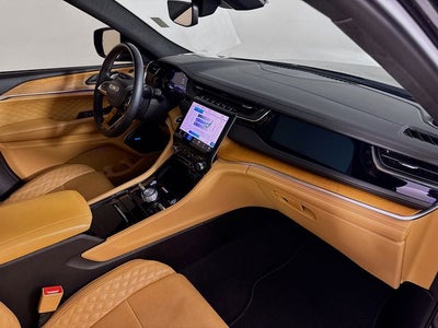 2023 Jeep Grand Cherokee Summit