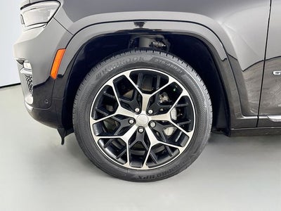 2023 Jeep Grand Cherokee Summit