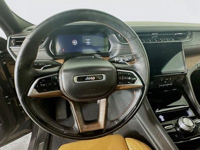 2023 Jeep Grand Cherokee Summit